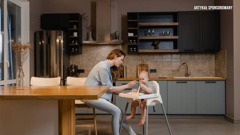 Czy potrzebujesz krzesełek do karmienia malucha? Sprawdziliśmy