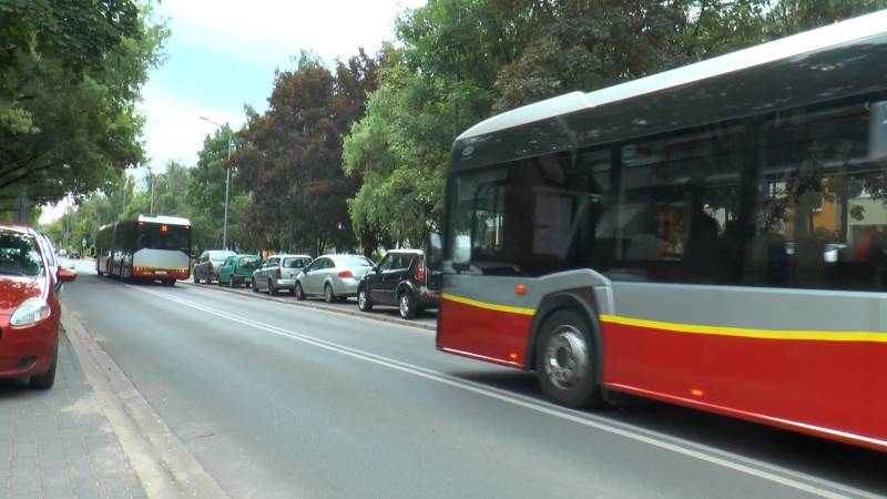 SZYBCIEJ I PROŚCIEJ DZIĘKI APLIKACJOM